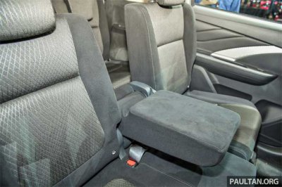 Armrest Kursi Kedua Mitsubishi Xpander Jogja